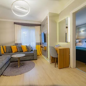  Aparthotel La Palace Exclusive Design