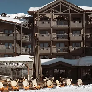 Otel Le Fitz Roy, A Beaumier